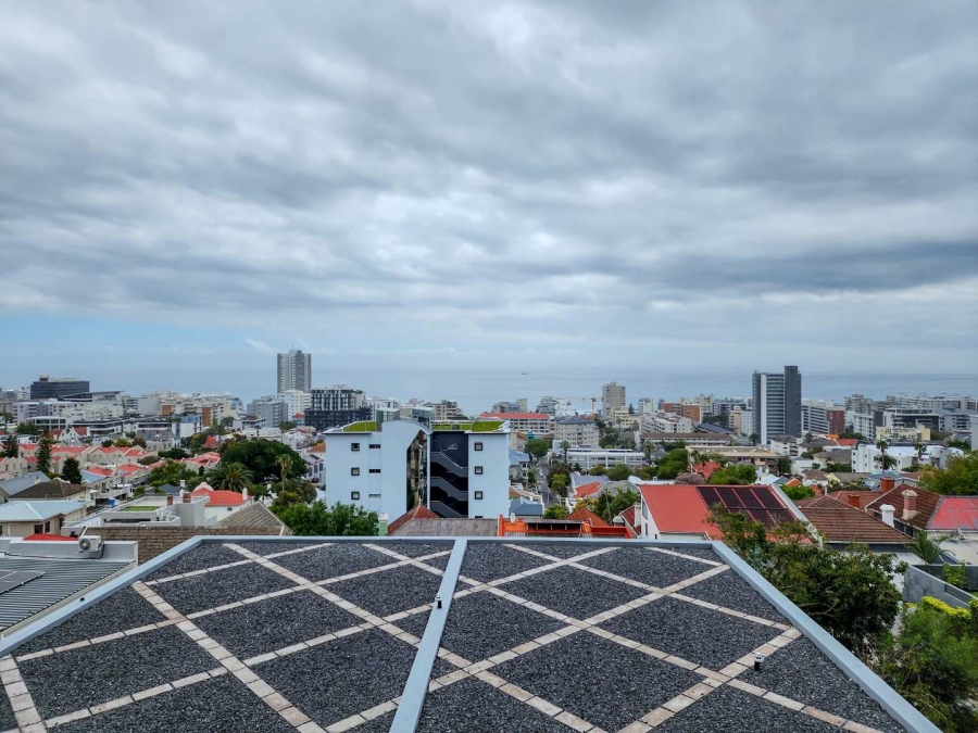 3 Bedroom Property for Sale in Sea Point Western Cape